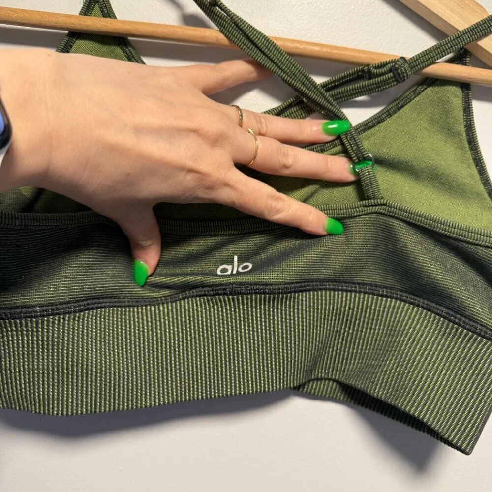 NWOT Alo Yoga Seamless Illusion Bralette Medium Anthracite/Highlighter